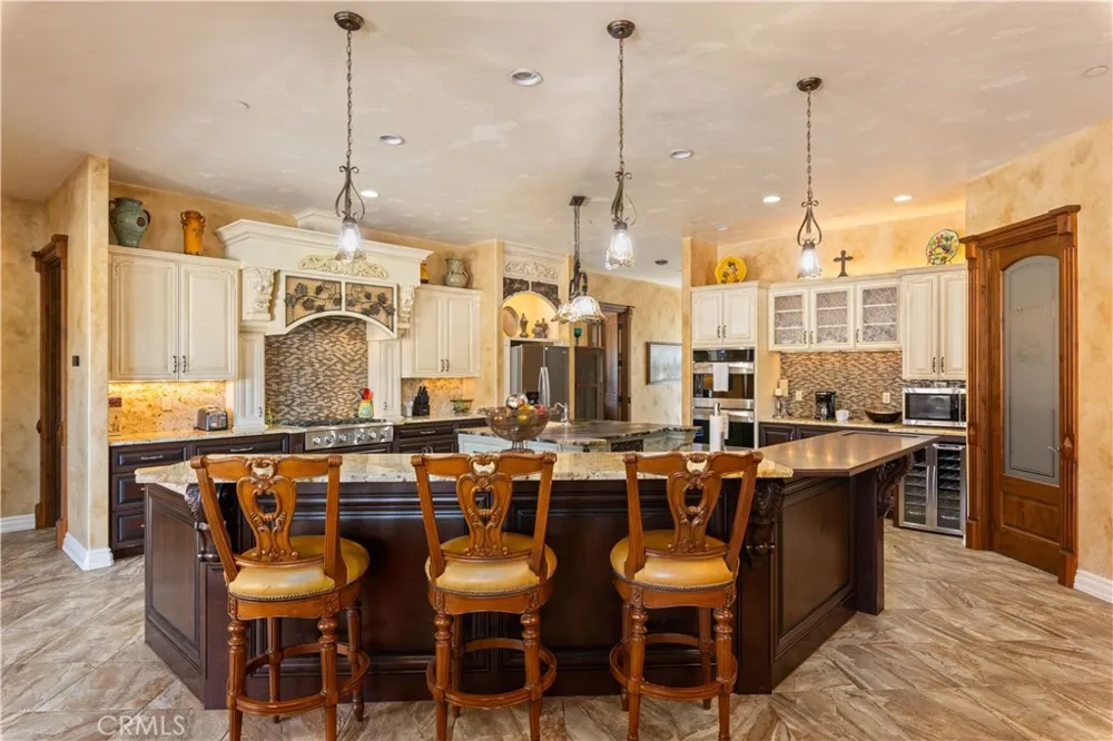 3345 Ackley Road Lakeport, CA 95453