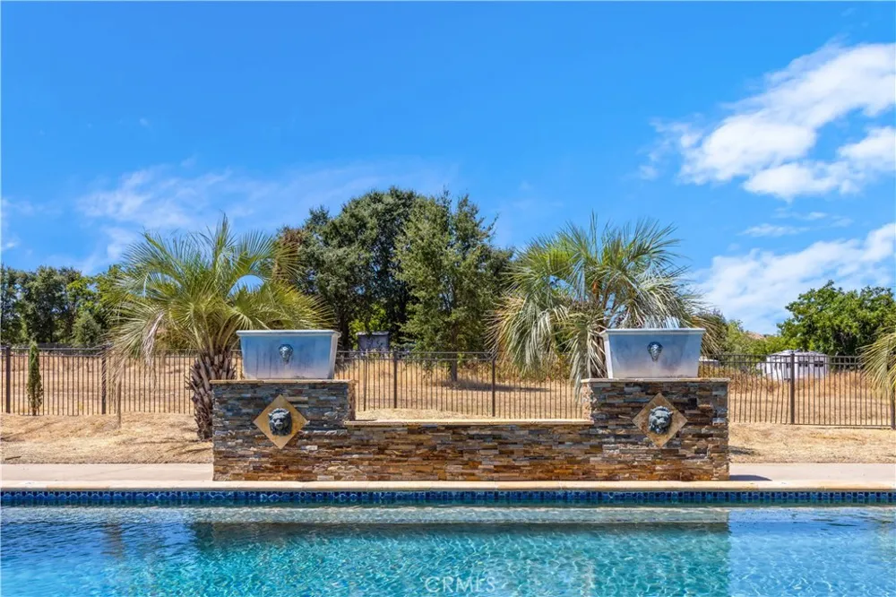 3345 Ackley Road Lakeport, CA 95453