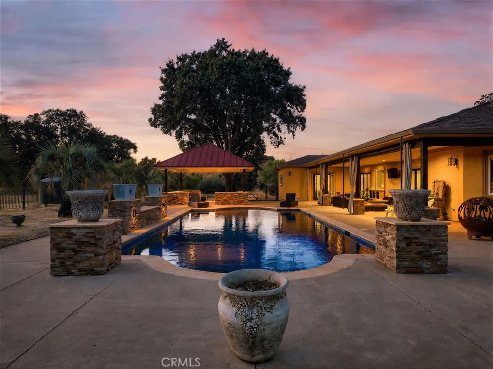 3345 Ackley Road Lakeport, CA 95453