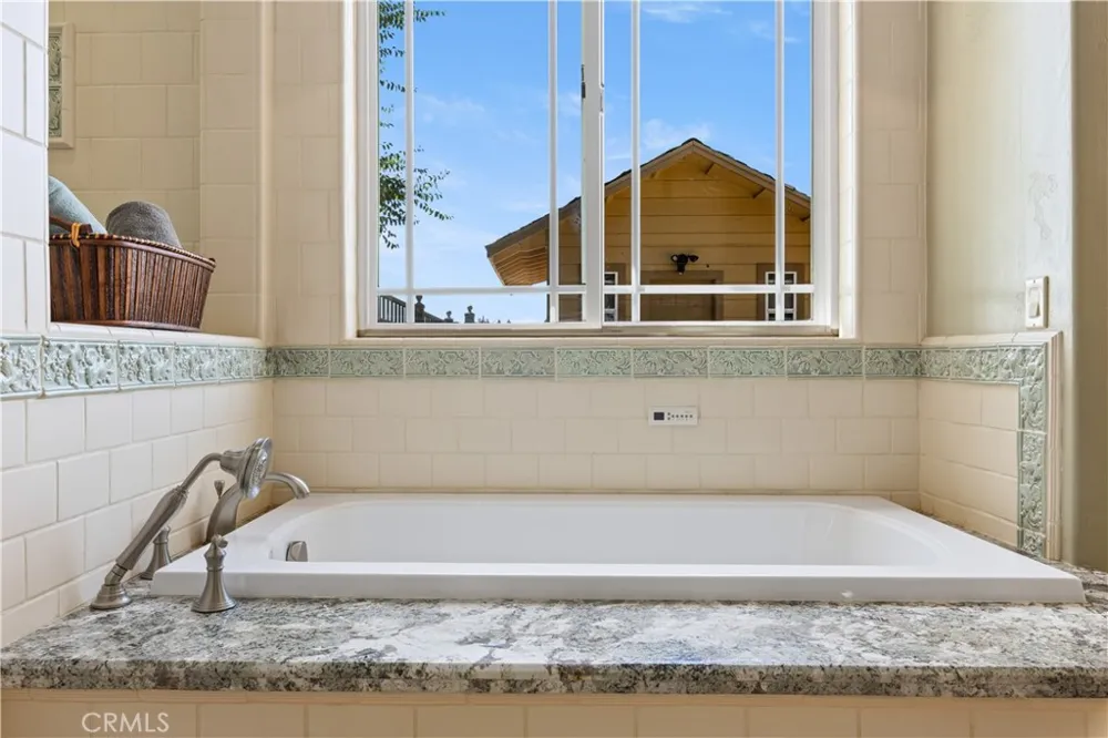 3345 Ackley Road Lakeport, CA 95453