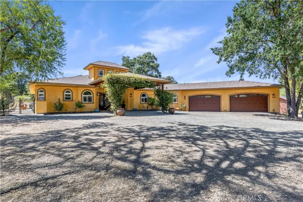 3345 Ackley Road Lakeport, CA 95453