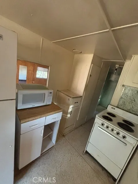 4731 W 40th Street Clearlake, CA 95422
