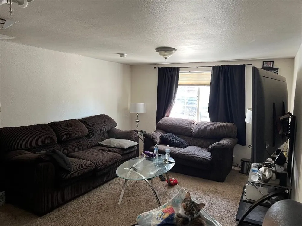 13980 Manakee Avenue Clearlake, CA 95422
