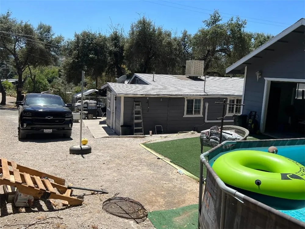 13980 Manakee Avenue Clearlake, CA 95422