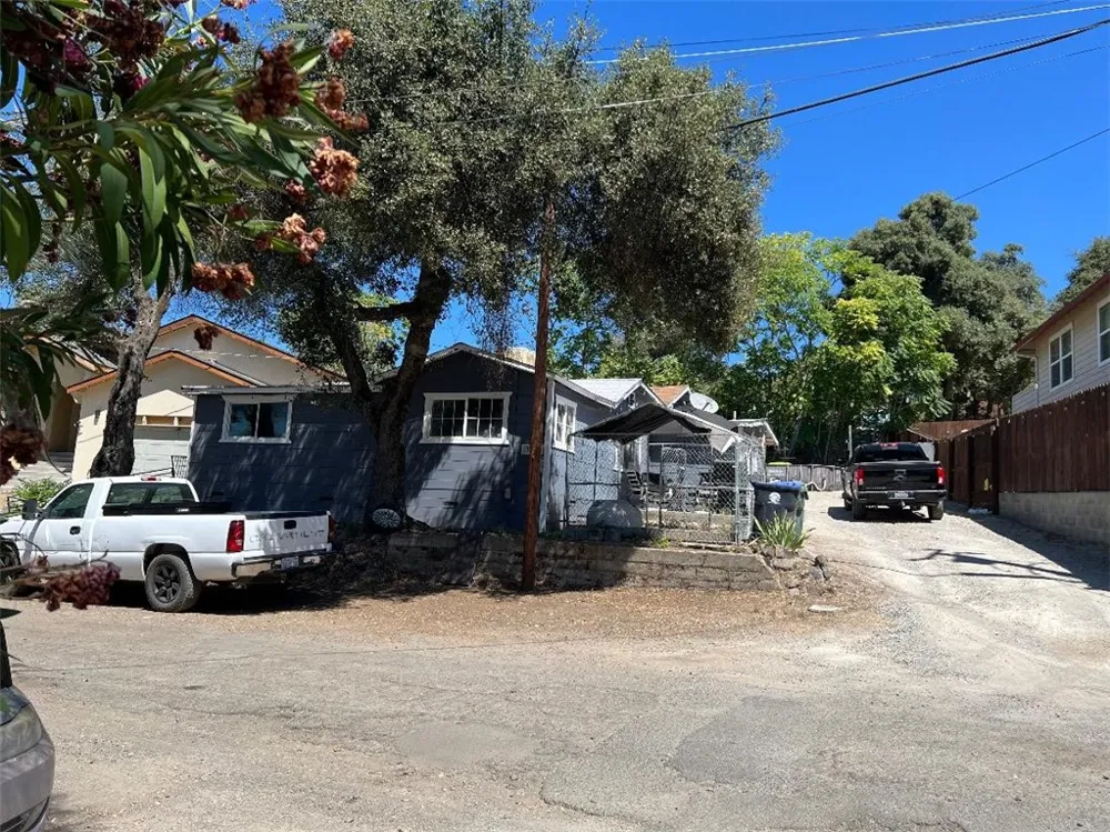 13980 Manakee Avenue Clearlake, CA 95422