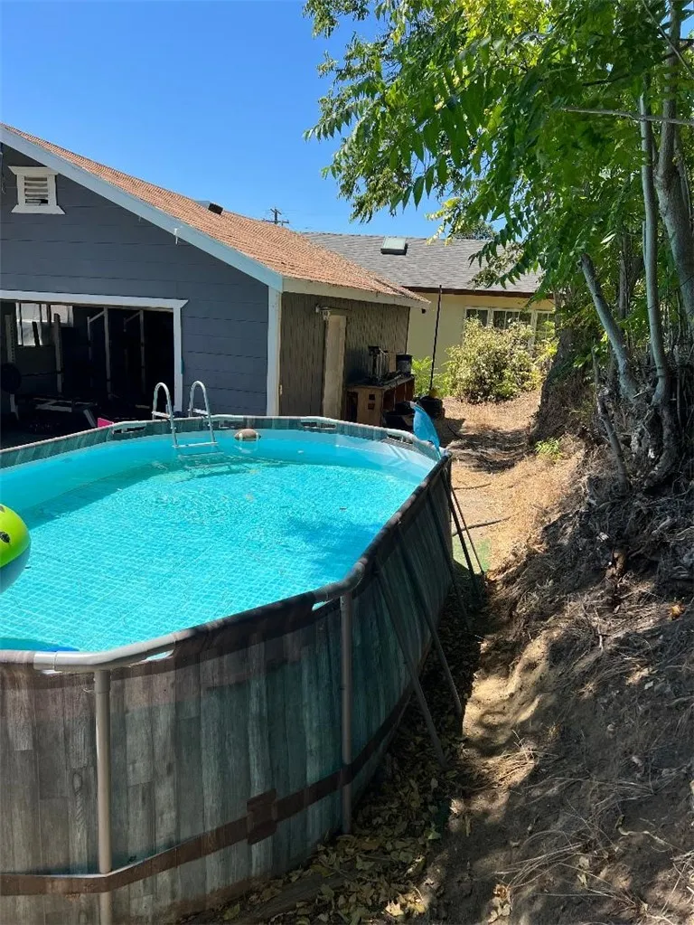 13980 Manakee Avenue Clearlake, CA 95422