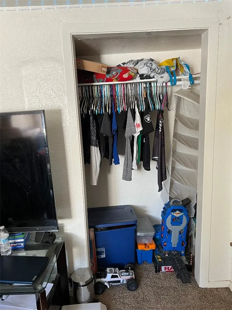 13980 Manakee Avenue Clearlake, CA 95422