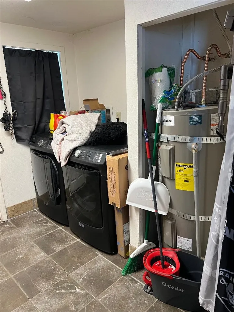 13980 Manakee Avenue Clearlake, CA 95422