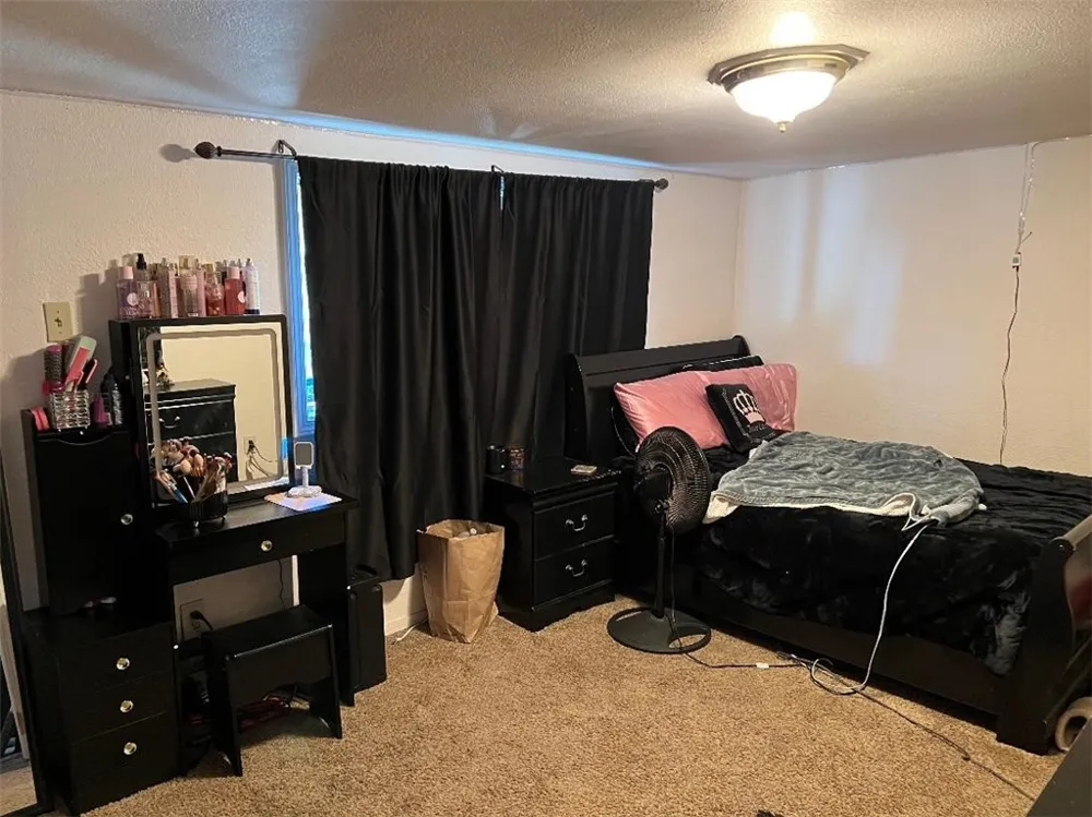 13980 Manakee Avenue Clearlake, CA 95422