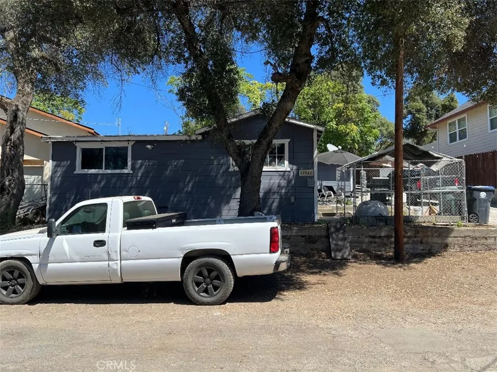 13980 Manakee Avenue Clearlake, CA 95422