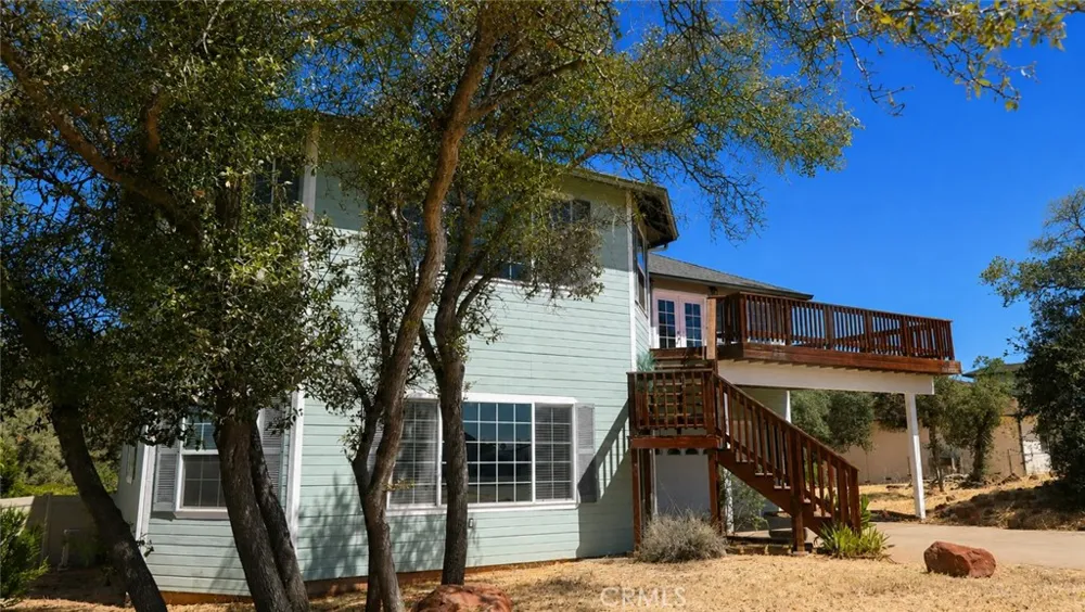15852 Little Peak Road Hidden Valley Lake, CA 95467
