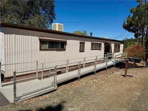 4023 Hemlock
