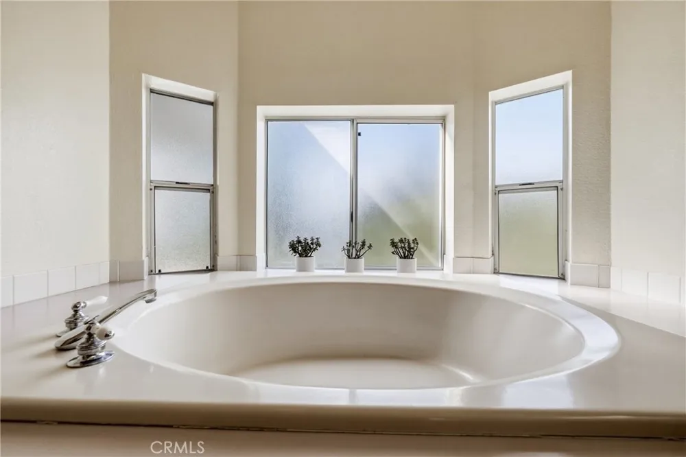 12431 Elk Mountain Upper Lake, CA 95485