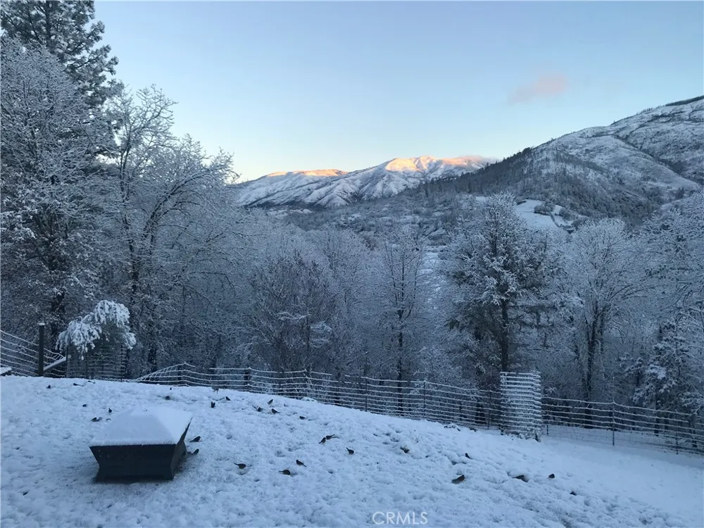 12431 Elk Mountain Upper Lake, CA 95485