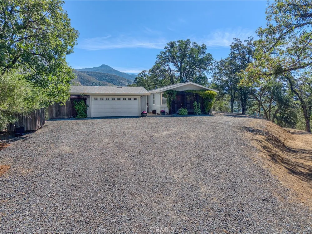 12431 Elk Mountain Upper Lake, CA 95485