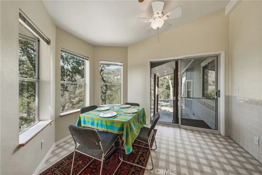 12431 Elk Mountain Upper Lake, CA 95485