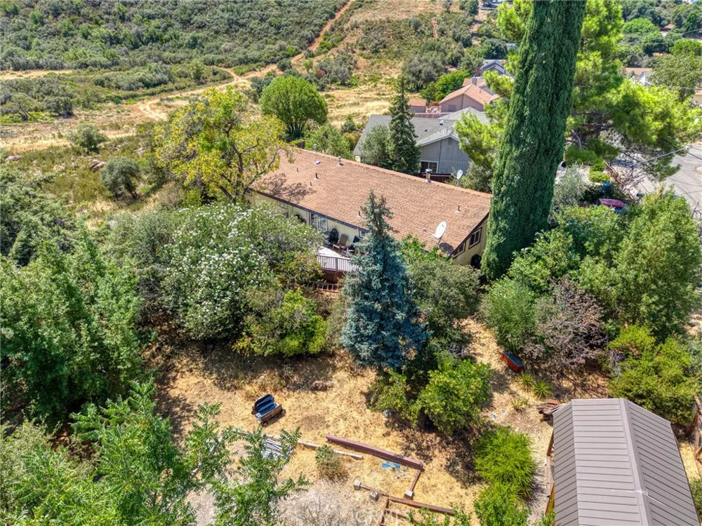 10055 Monte Cristo Kelseyville, CA 95451