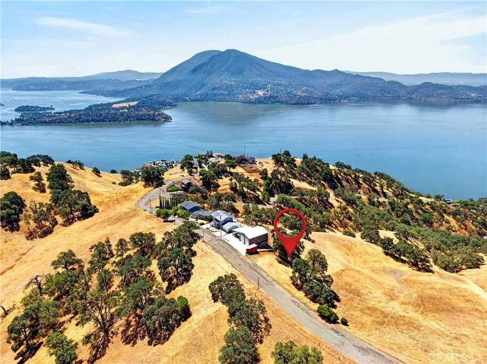 775 Pearl Ct Glenhaven, CA 95458