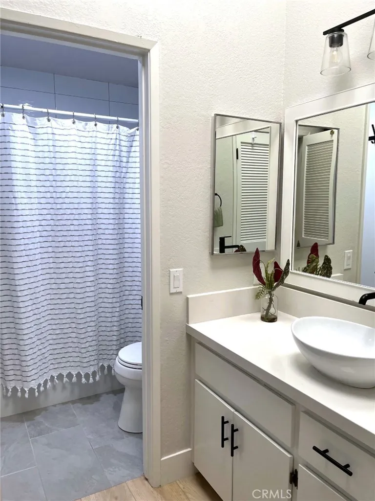 26701 Quail Creek #120 Laguna Hills, CA 92656