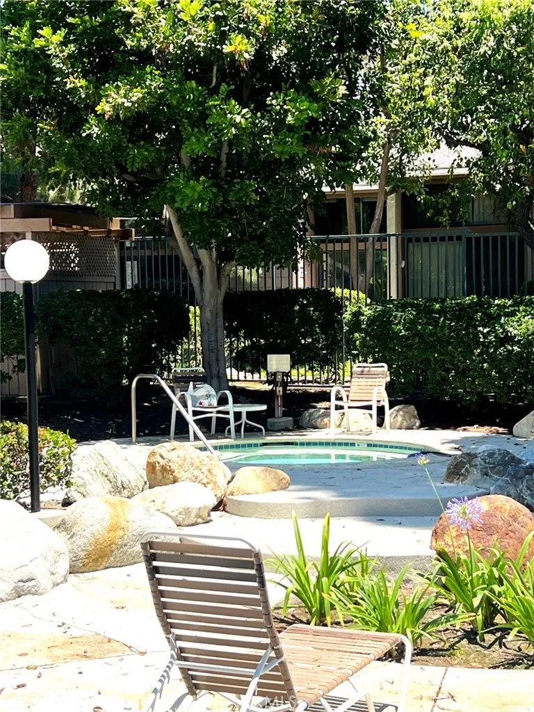 26701 Quail Creek #120 Laguna Hills, CA 92656