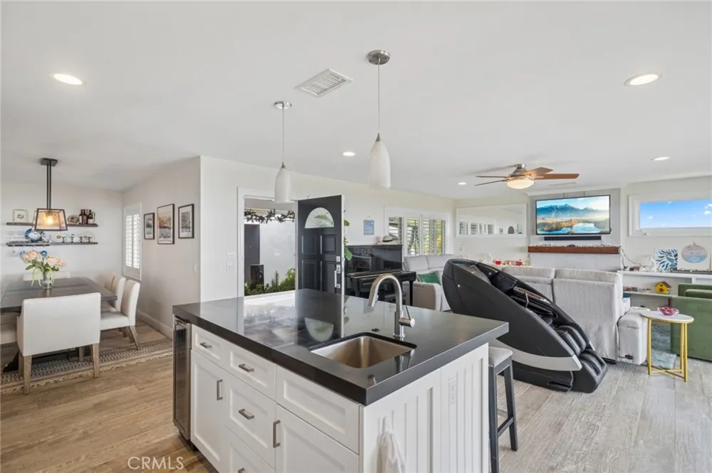 30841 Driftwood Drive Laguna Beach, CA 92651