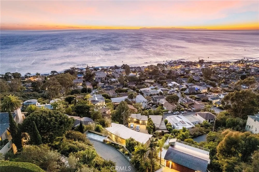 2209 Crestview Place Laguna Beach, CA 92651