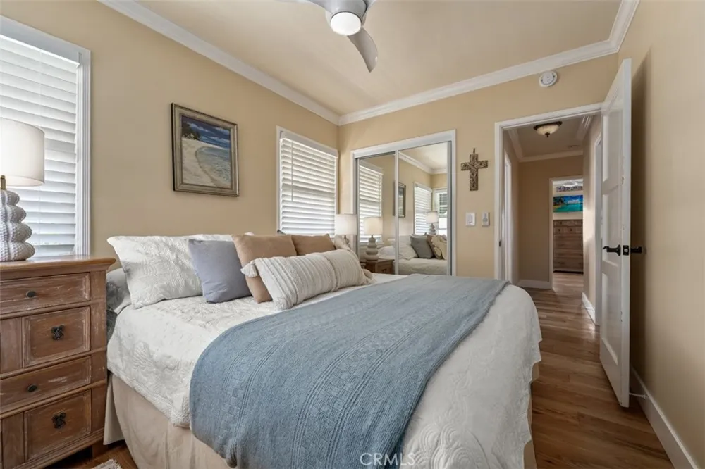 1527 W Balboa Newport Beach, CA 92663