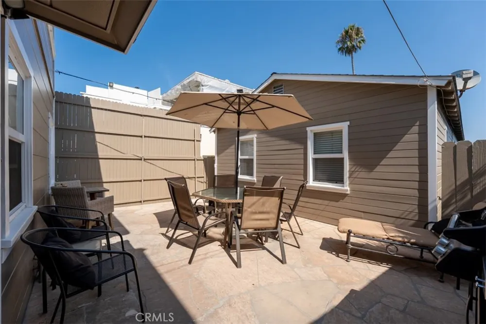 1527 W Balboa Newport Beach, CA 92663