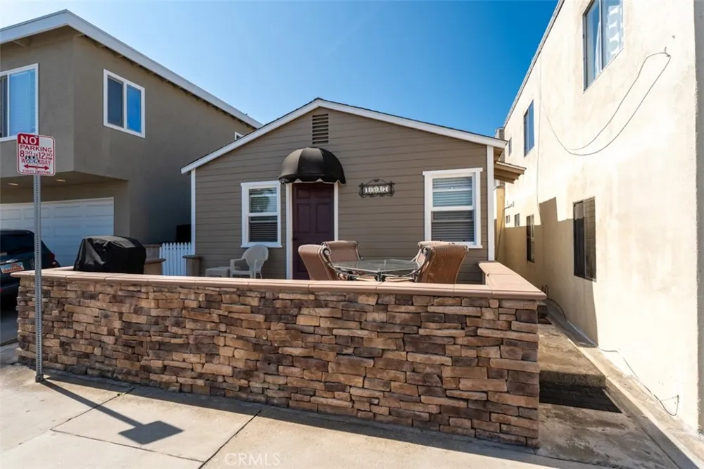 1527 W Balboa Newport Beach, CA 92663