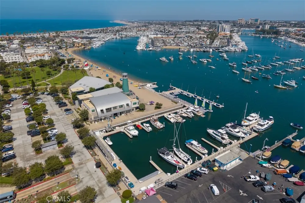 1527 W Balboa Newport Beach, CA 92663
