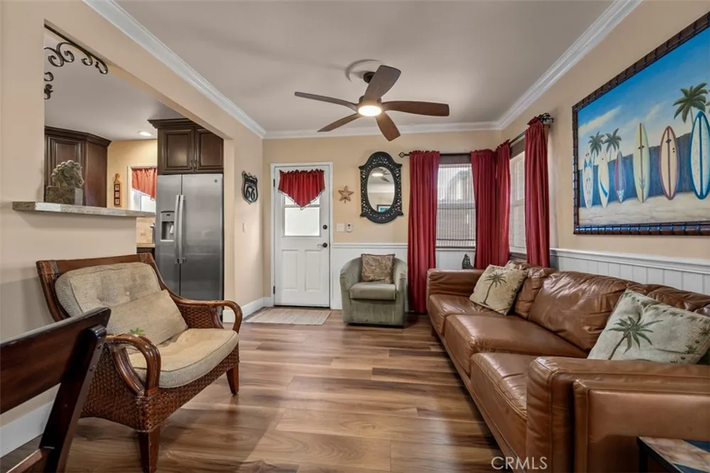 1527 W Balboa Newport Beach, CA 92663