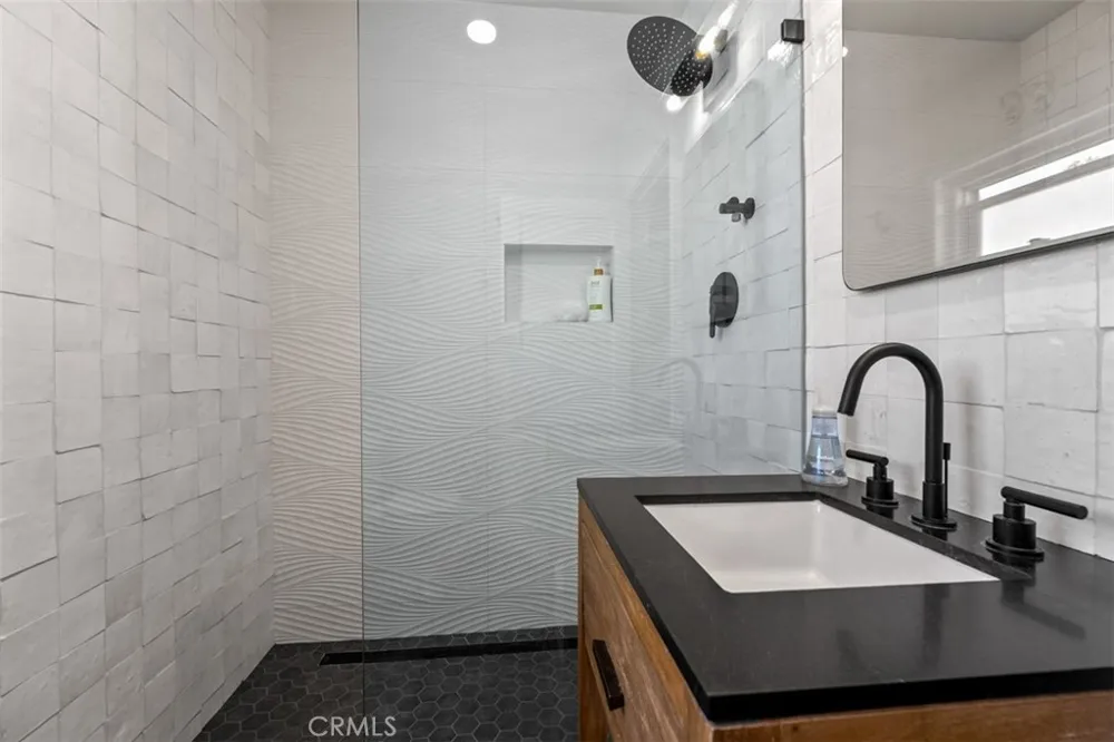 1527 W Balboa Newport Beach, CA 92663