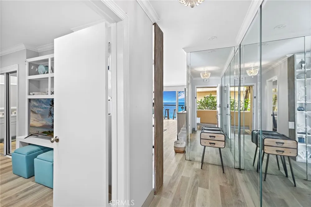 31561 Table Rock #211 Laguna Beach, CA 92651