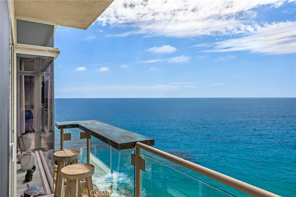 31561 Table Rock #211 Laguna Beach, CA 92651