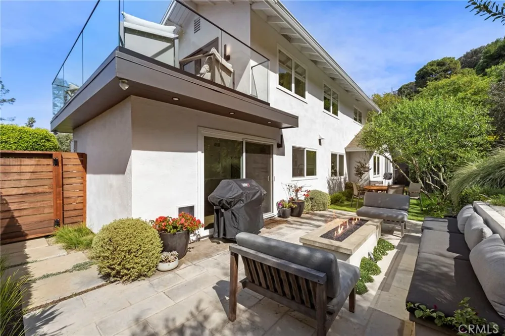 3121 Bern Drive Laguna Beach, CA 92651