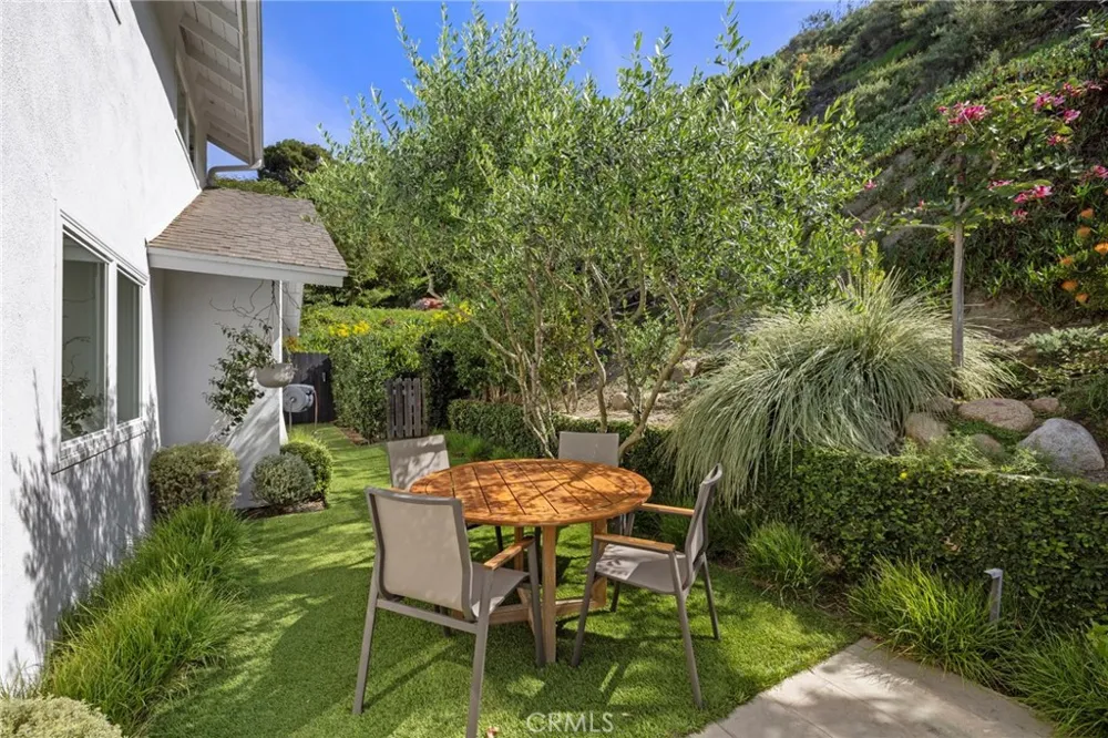 3121 Bern Drive Laguna Beach, CA 92651