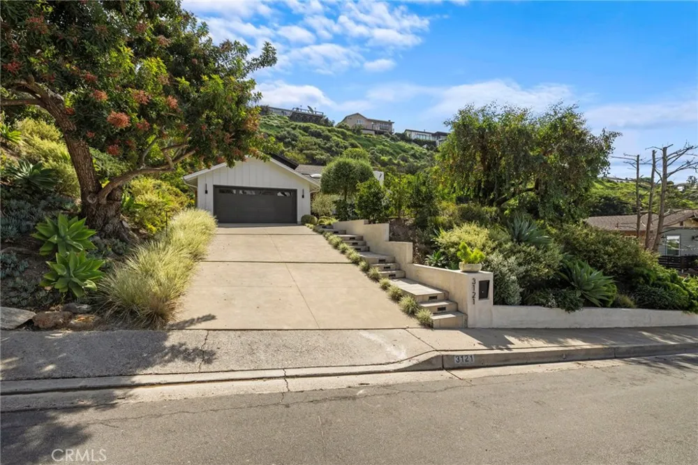 3121 Bern Drive Laguna Beach, CA 92651