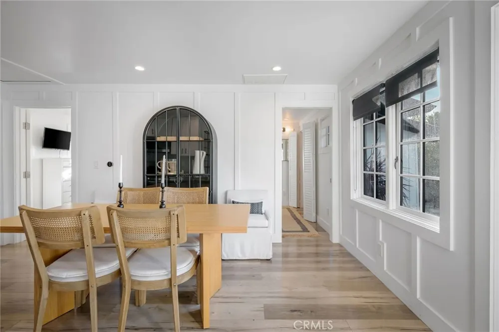 469 Oak Laguna Beach, CA 92651