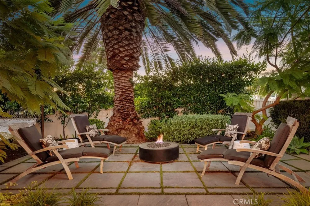 469 Oak Laguna Beach, CA 92651
