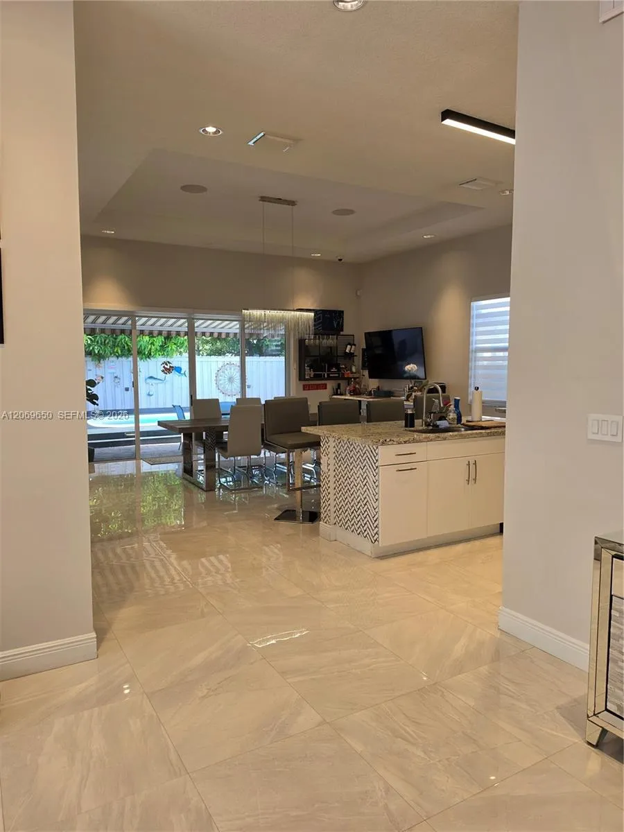 14941 SW 174th St Miami, FL 33187