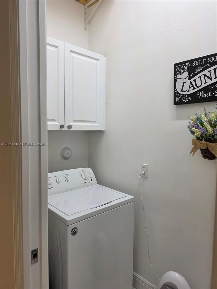 14941 SW 174th St Miami, FL 33187