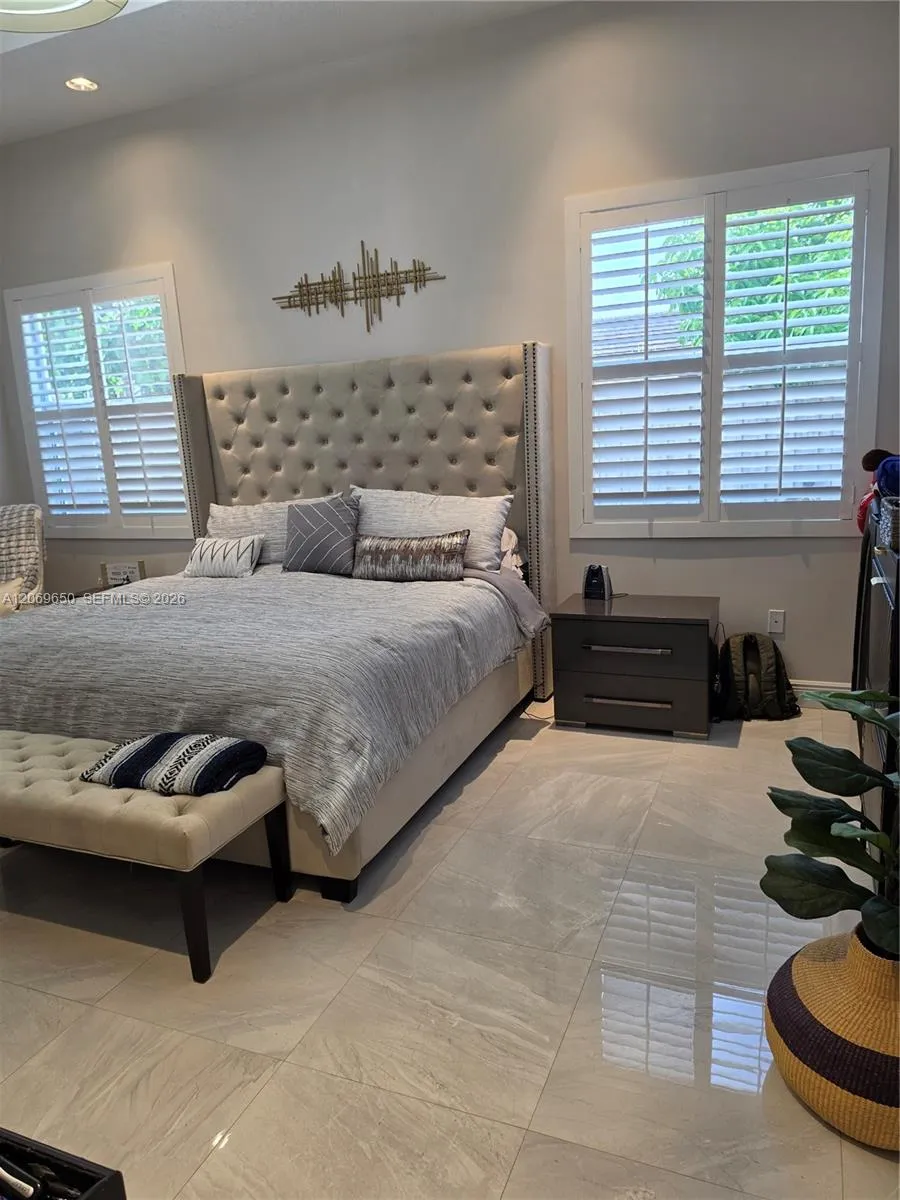 14941 SW 174th St Miami, FL 33187