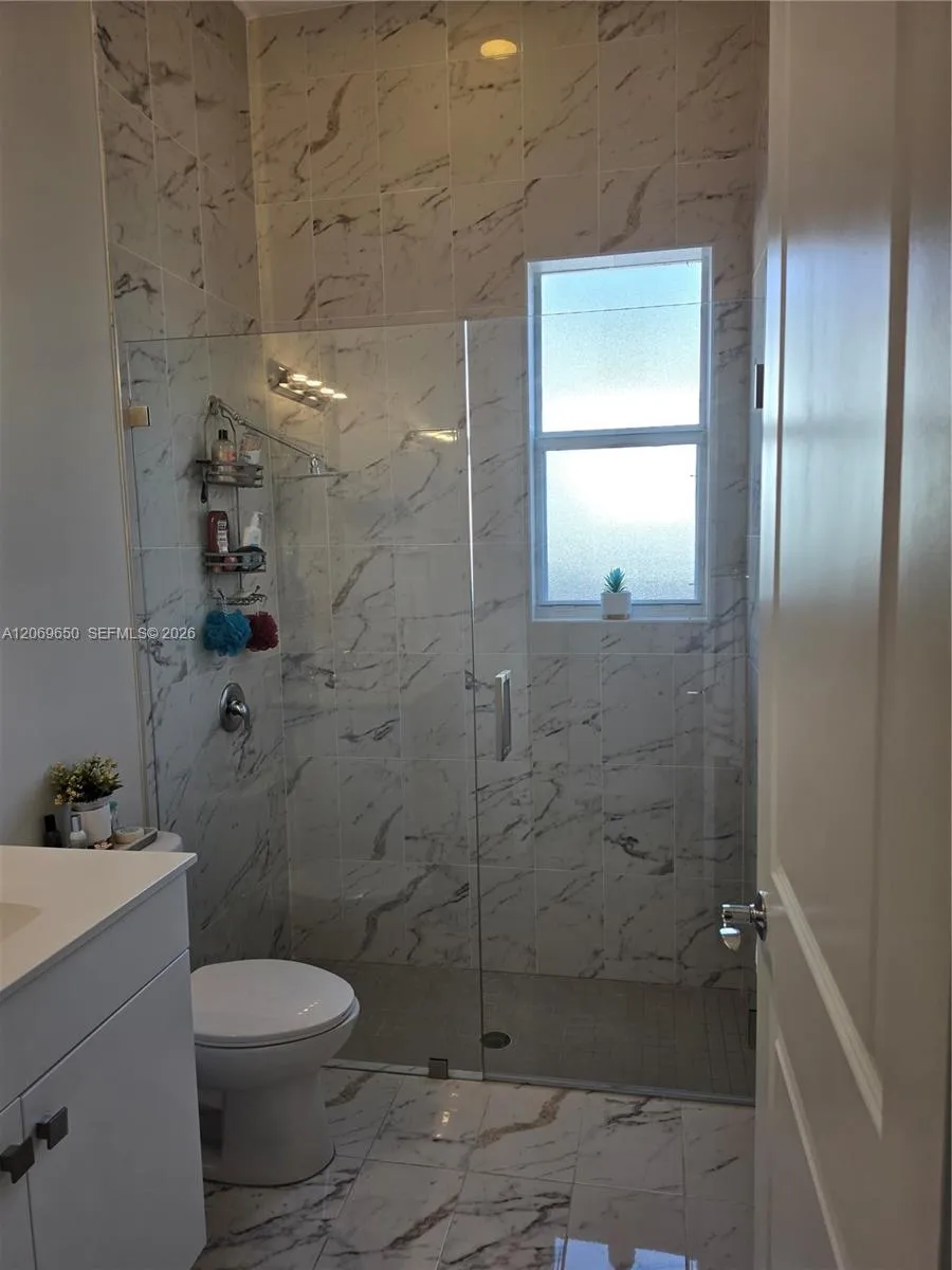 14941 SW 174th St Miami, FL 33187