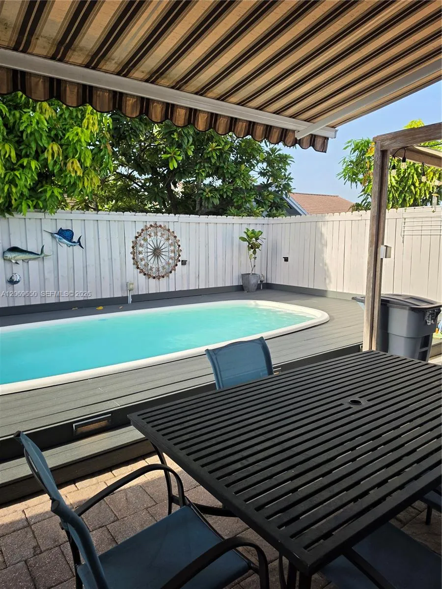 14941 SW 174th St Miami, FL 33187