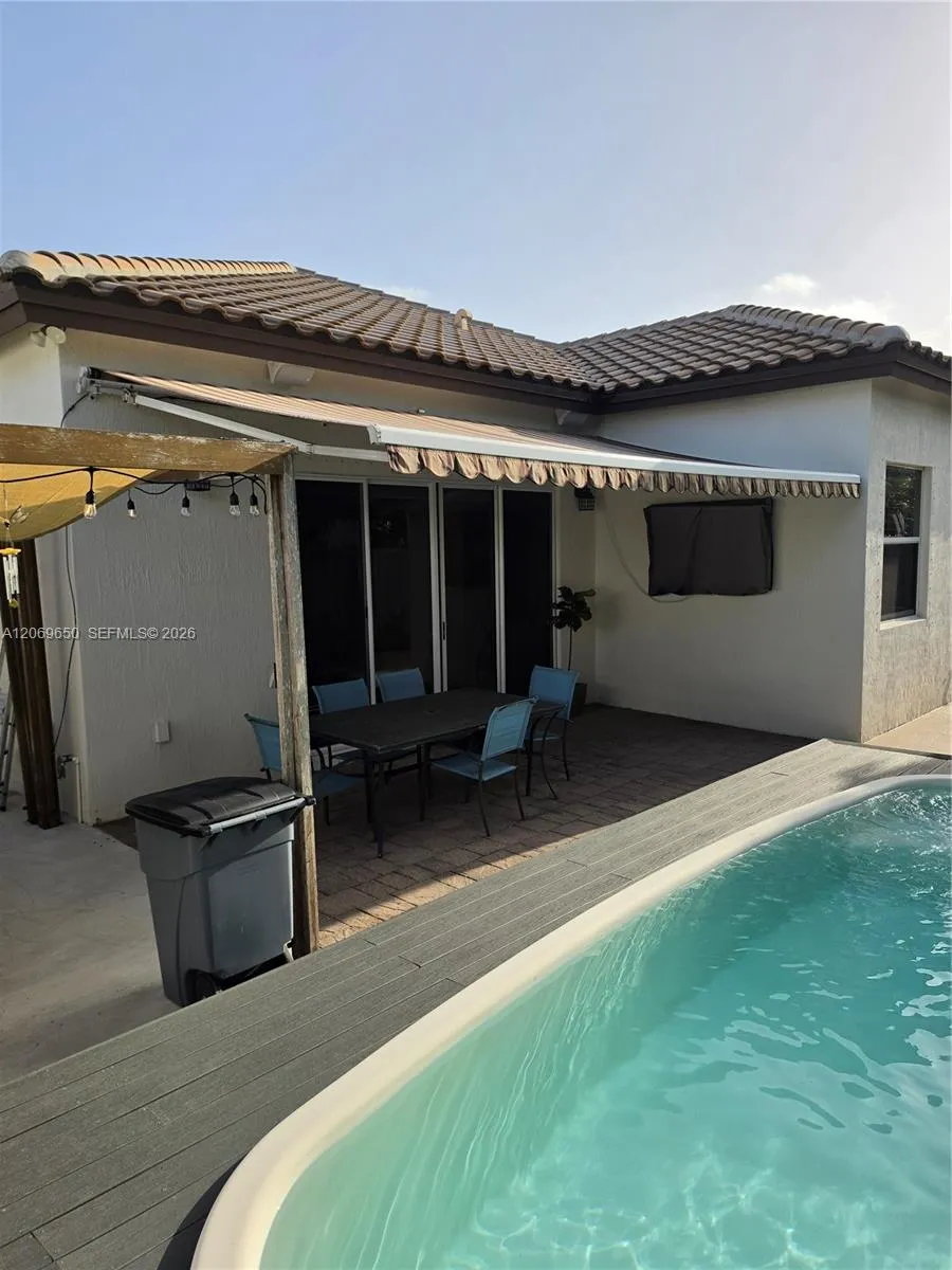 14941 SW 174th St Miami, FL 33187