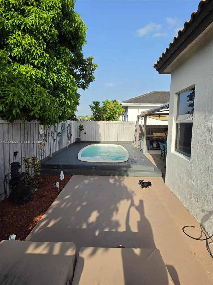 14941 SW 174th St Miami, FL 33187