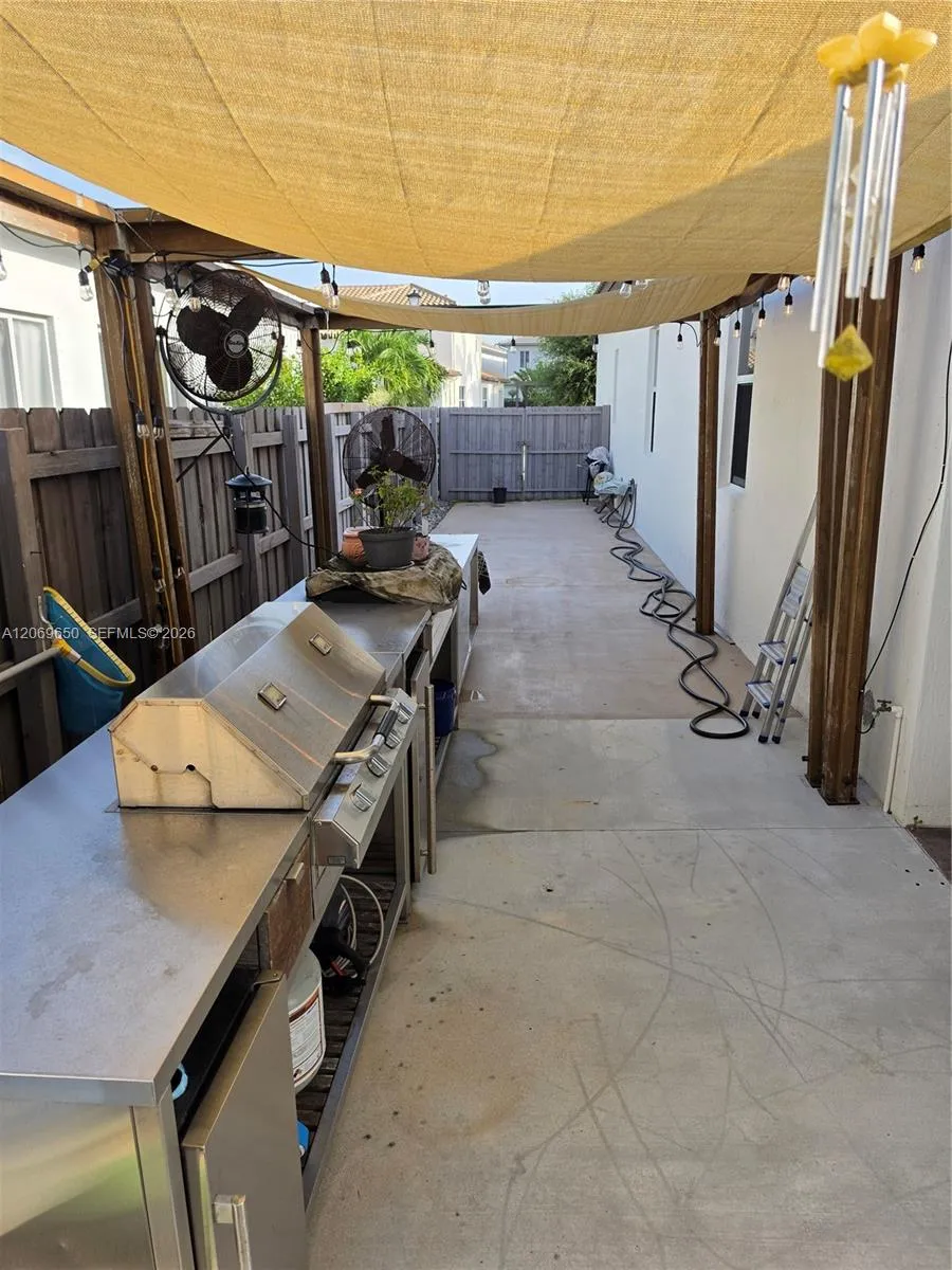 14941 SW 174th St Miami, FL 33187