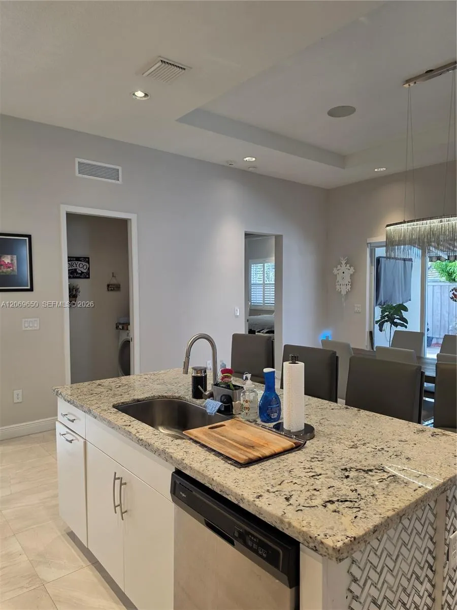 14941 SW 174th St Miami, FL 33187