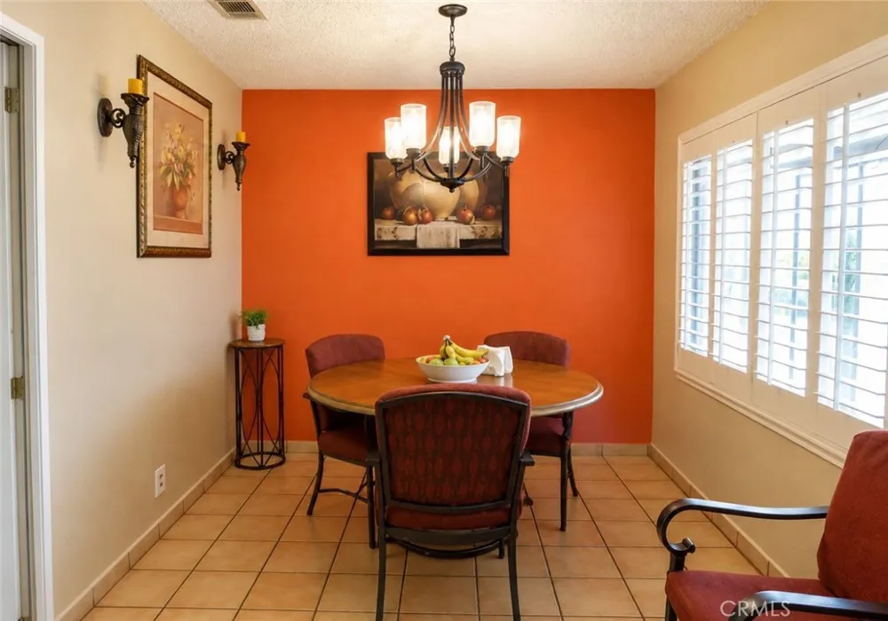824 S 6th Montebello, CA 90640