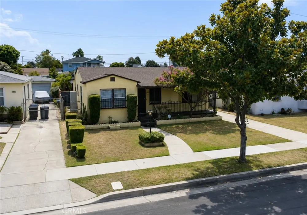 824 S 6th Montebello, CA 90640